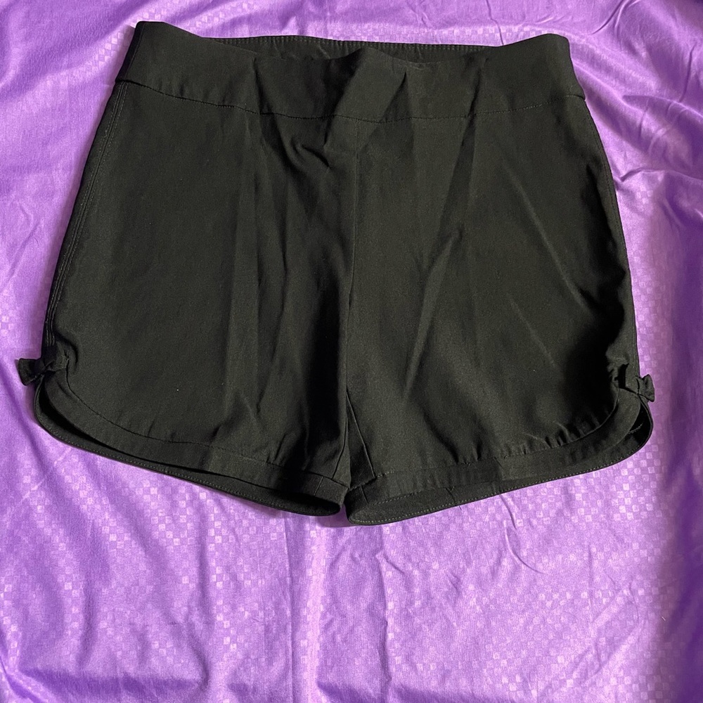 Attyre Petite Shorts